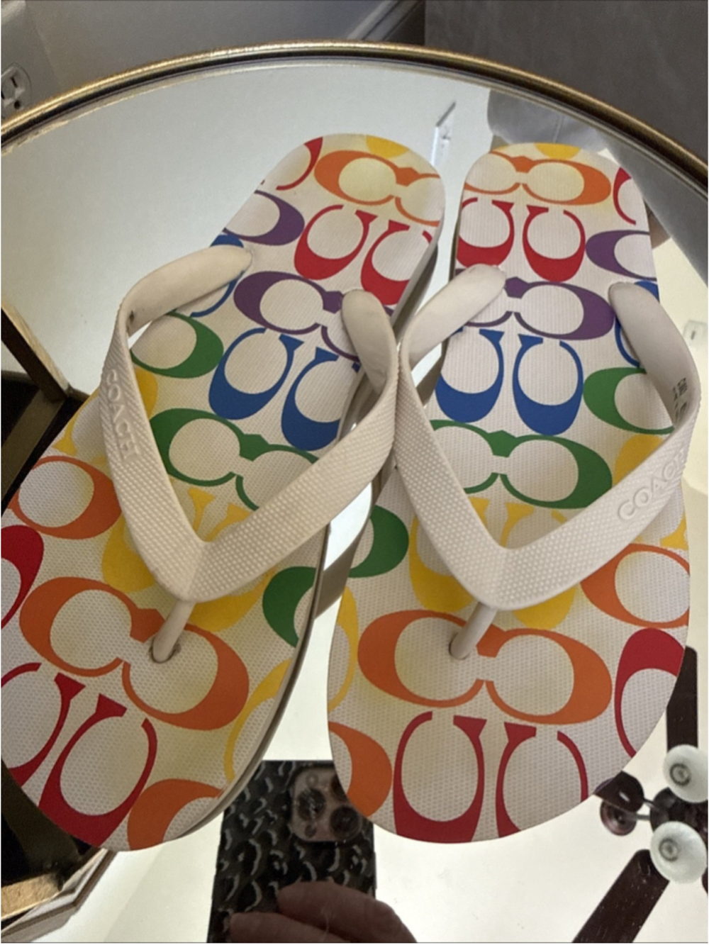 COACH PRIDE COLLECTION - Zak Flip Flop Rainbow Signature Logo - Women’s Size 8 - Picture 8 of 8
